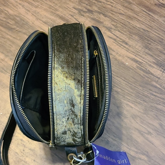 Hand bag - Picture 3 of 6